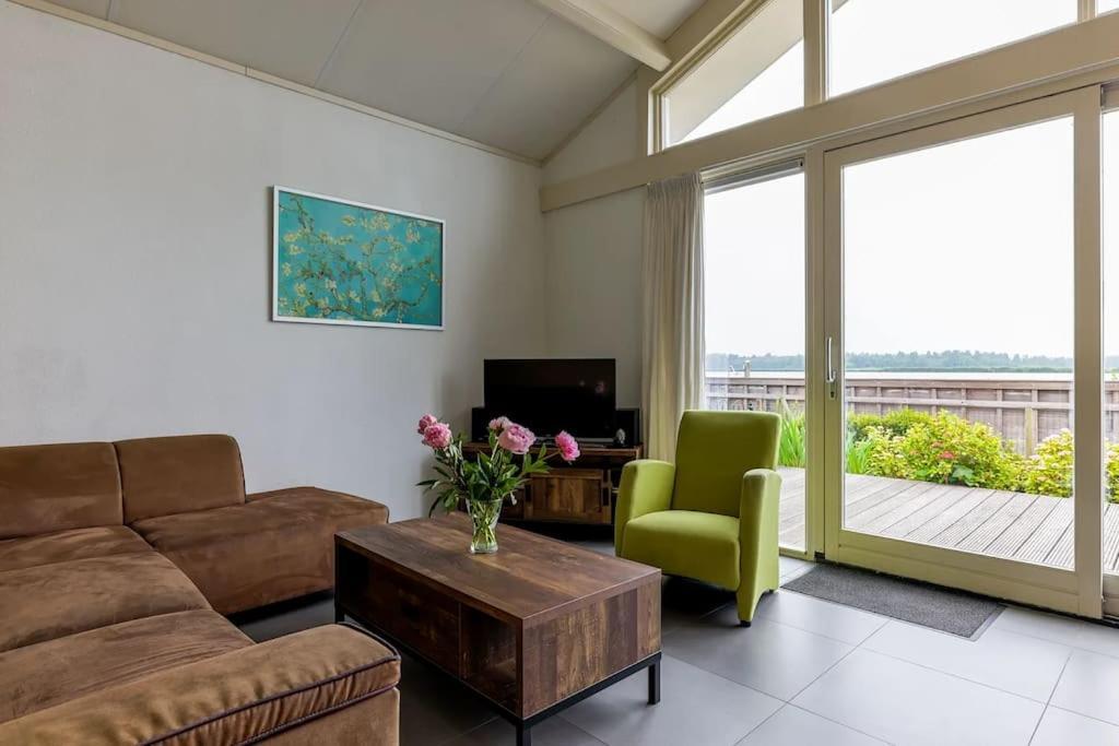 Vakantiehuis De Wilgenroos Villa Wervershoof Exteriör bild